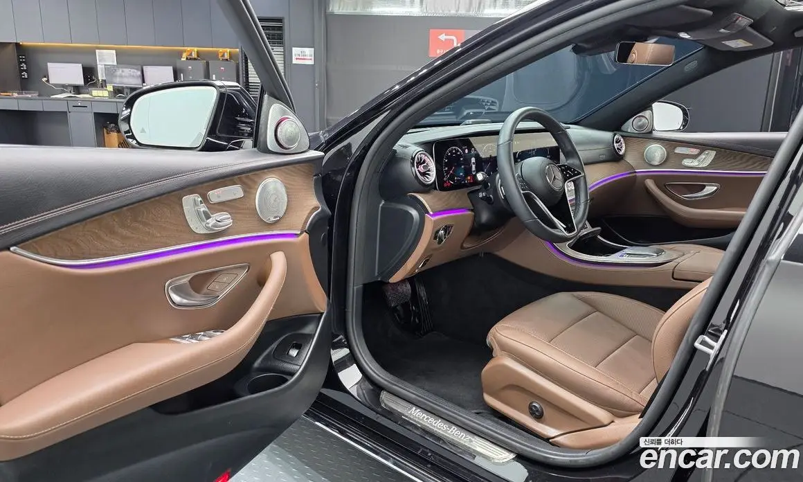 Mercedes-Benz E-Class 2022 2.0 автомат (гидро), фото 12