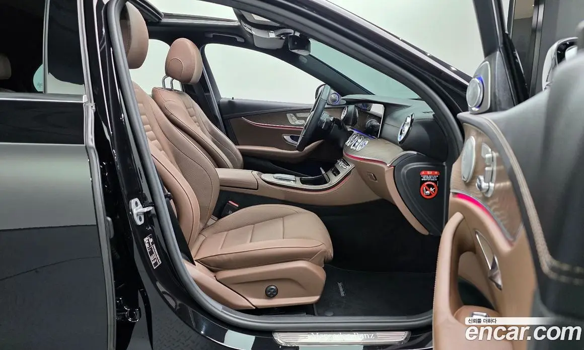 Mercedes-Benz E-Class 2022 2.0 автомат (гидро), фото 15
