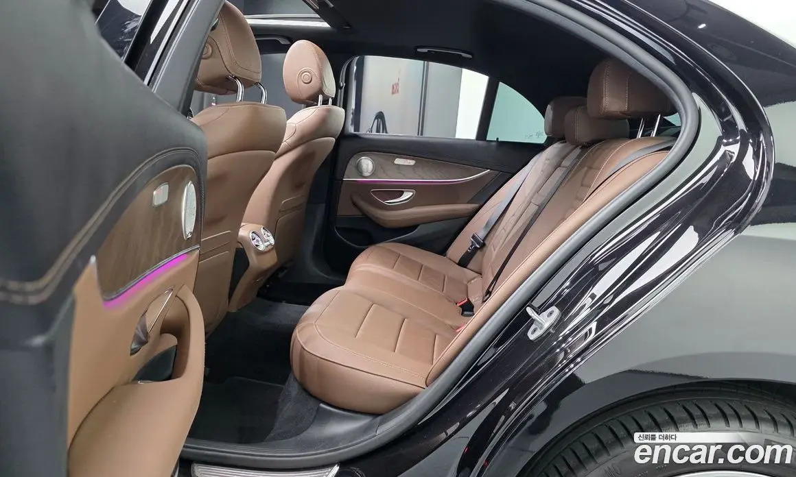 Mercedes-Benz E-Class 2022 2.0 автомат (гидро), фото 17