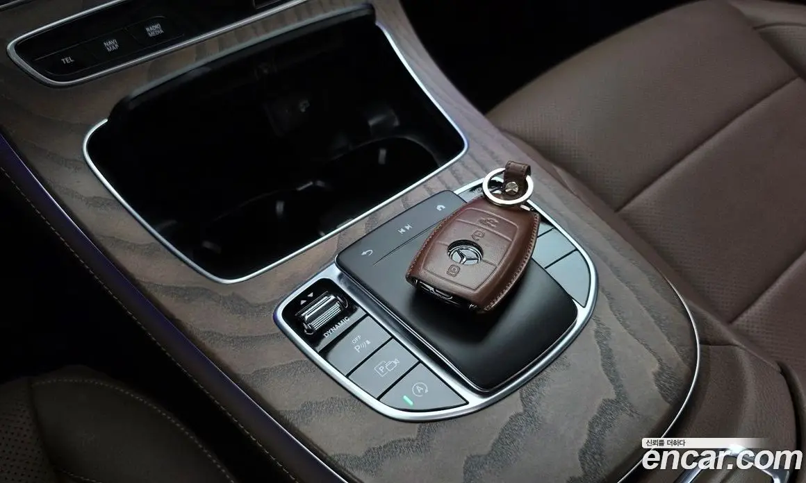 Mercedes-Benz E-Class 2022 2.0 автомат (гидро), фото 24