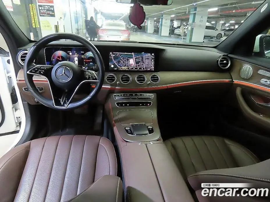 Mercedes-Benz E-Class 2022 2.0 автомат (гидро), фото 13