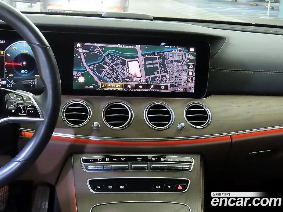 Mercedes-Benz E-Class 2022 2.0 автомат (гидро), фото 14