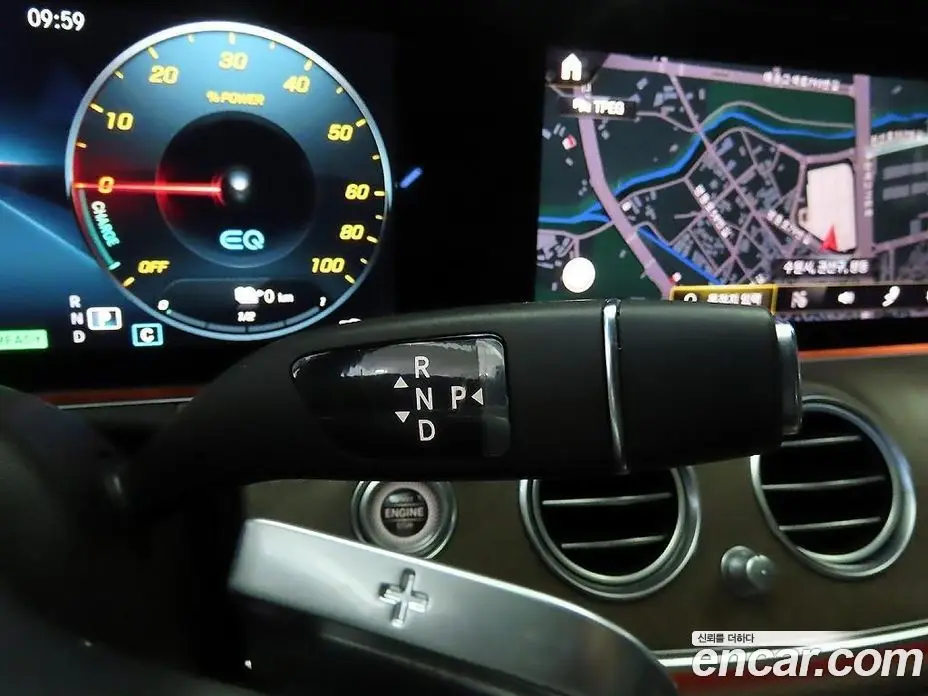 Mercedes-Benz E-Class 2022 2.0 автомат (гидро), фото 17