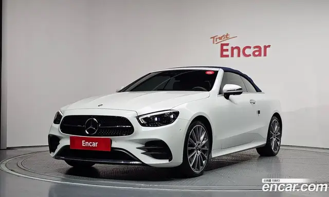 Mercedes-Benz E-Class 2023 3.0 автомат (гидро), миниатюра 1