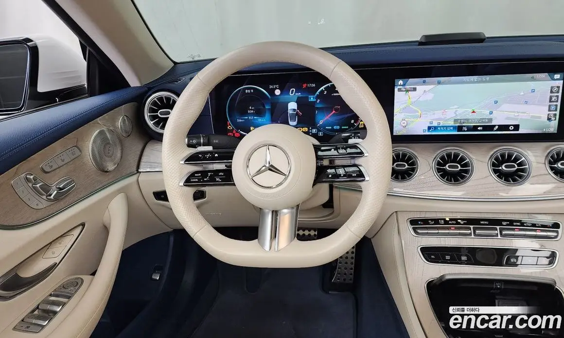 Mercedes-Benz E-Class 2023 3.0 автомат (гидро), фото 13