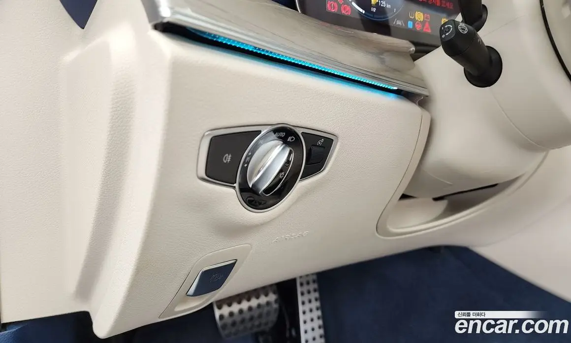 Mercedes-Benz E-Class 2023 3.0 автомат (гидро), фото 16
