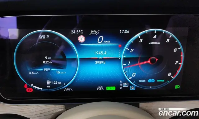 Mercedes-Benz E-Class 2023 3.0 автомат (гидро), миниатюра 8