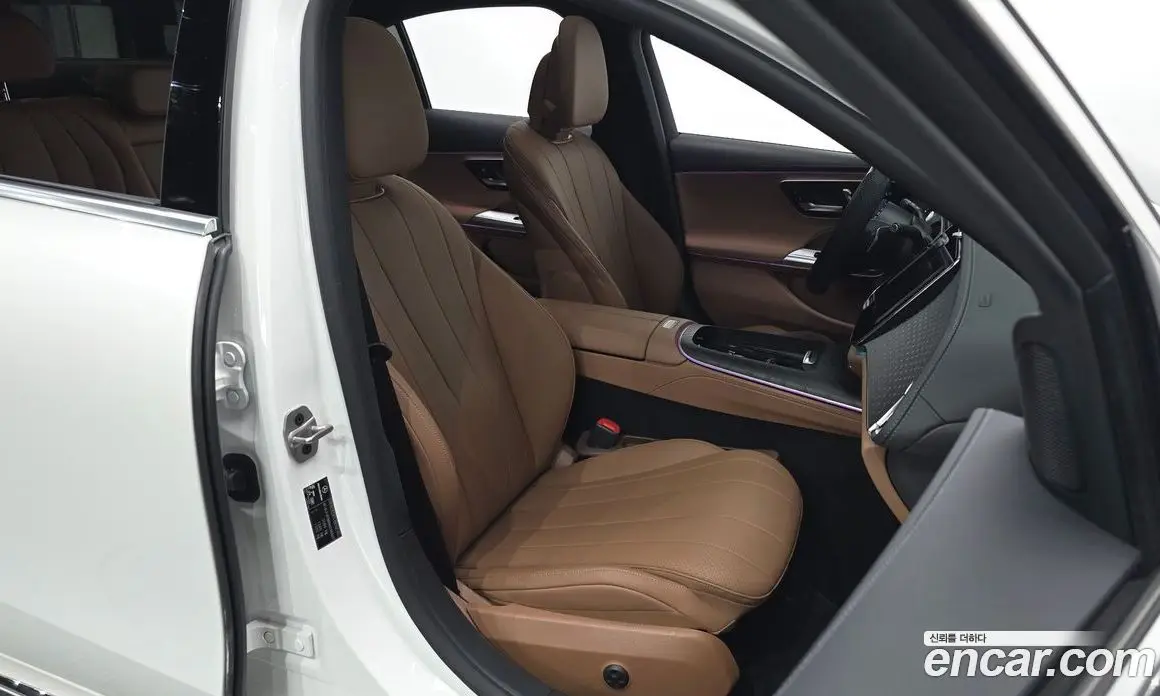 Mercedes-Benz E-Class 2024 2.0 автомат (гидро), фото 15