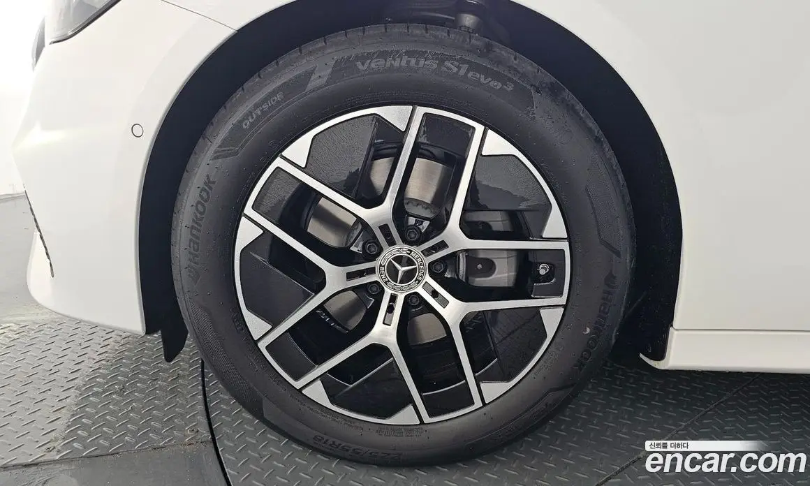 Mercedes-Benz E-Class 2026 2.0 автомат (гидро), фото 7
