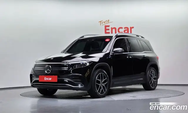 Mercedes-Benz EQB, 2022, 60 028 км