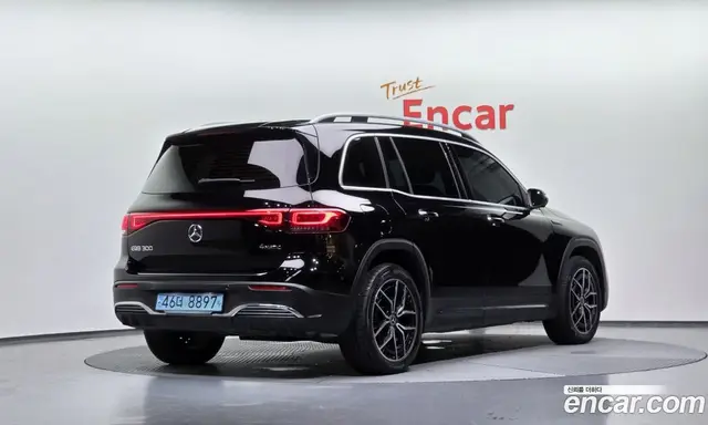 Mercedes-Benz EQB 2022 0.2 автомат (гидро), миниатюра 2