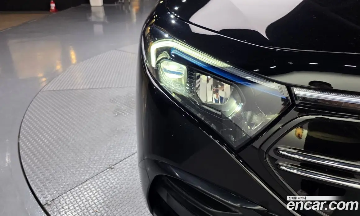 Mercedes-Benz EQB 2022 0.2 автомат (гидро), фото 8