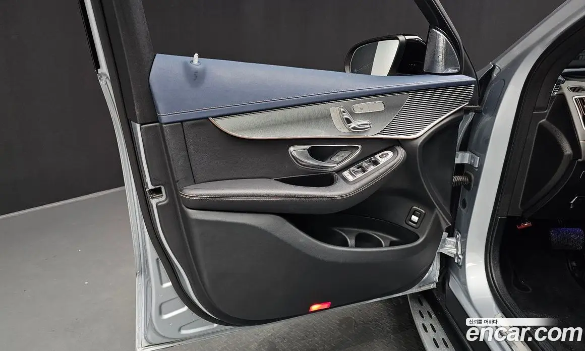 Mercedes-Benz EQC 2020 0.2 автомат (гидро), фото 14