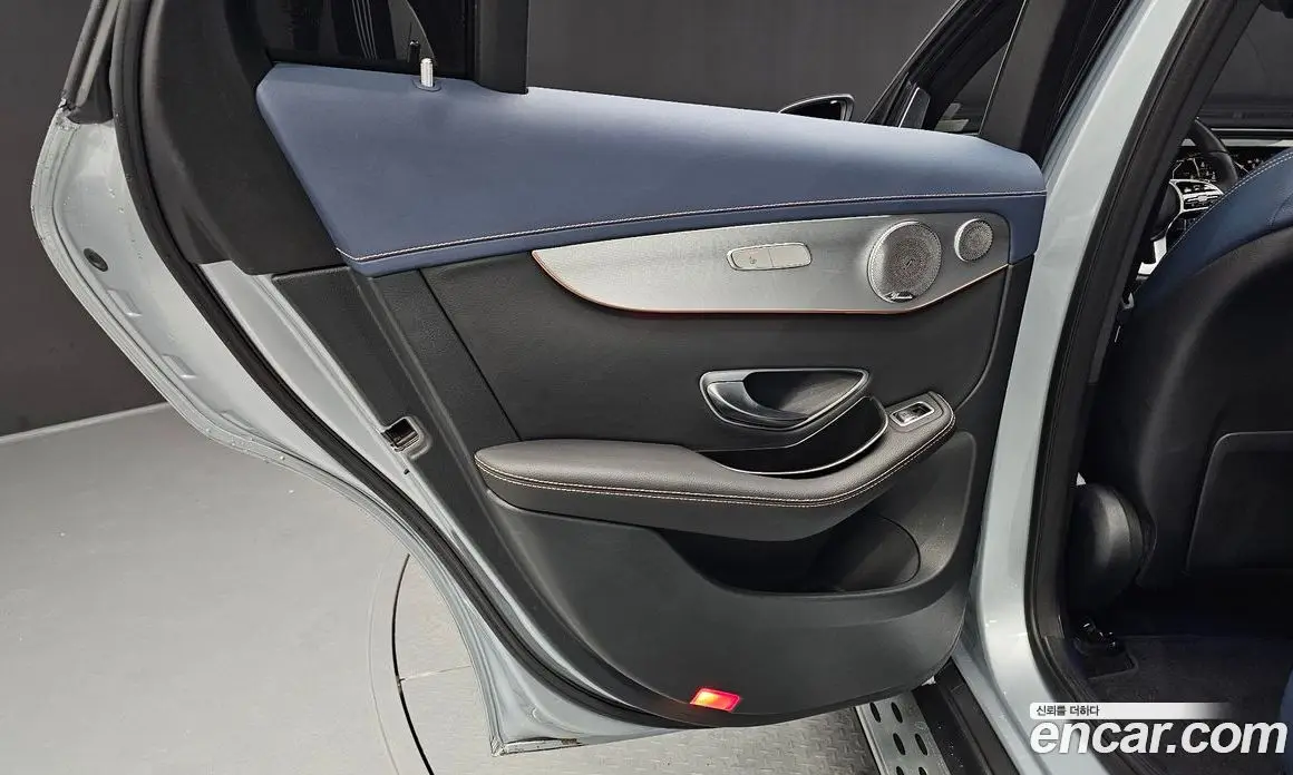 Mercedes-Benz EQC 2020 0.2 автомат (гидро), фото 15