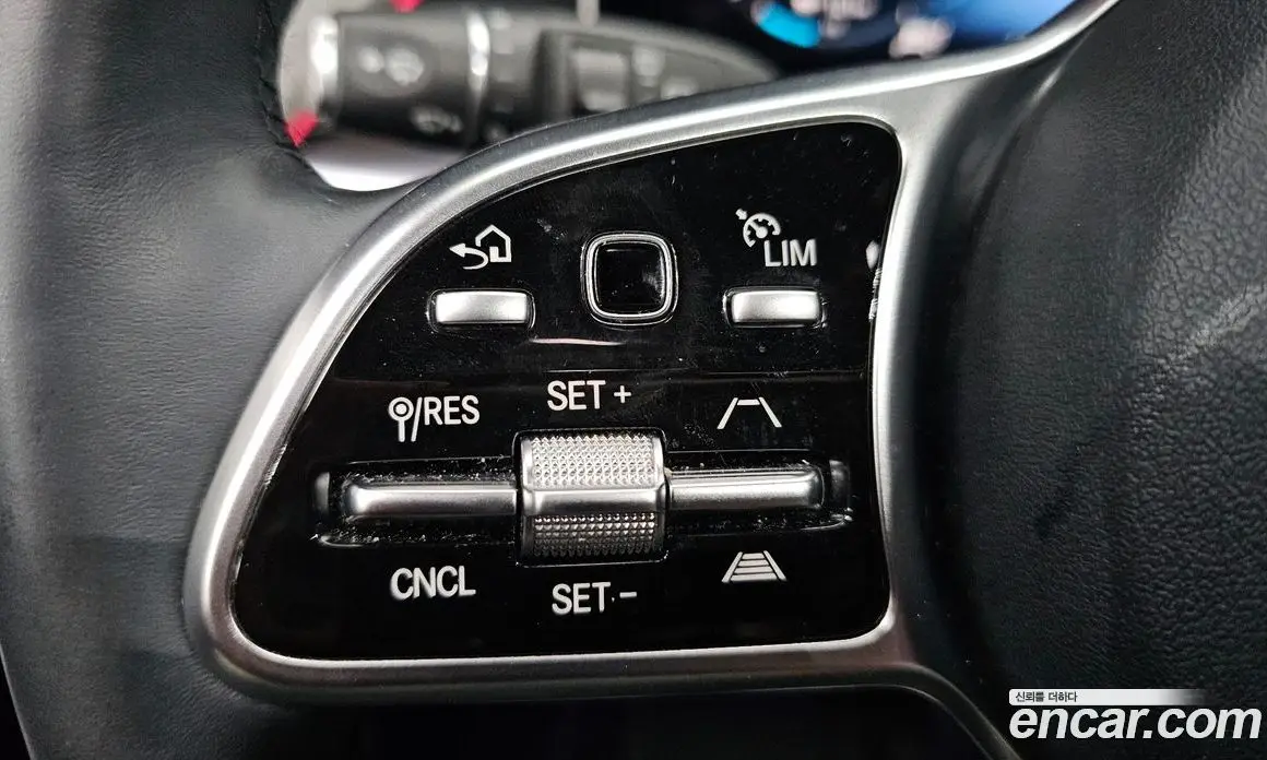 Mercedes-Benz EQC 2020 0.2 автомат (гидро), фото 24