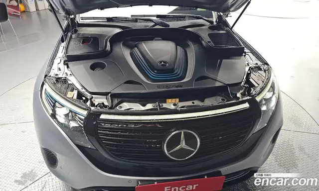 Mercedes-Benz EQC 2020 0.2 автомат (гидро), миниатюра 6