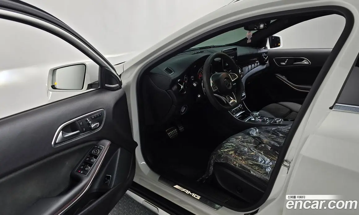 Mercedes-Benz GLA-Class 2018 2.0 автомат (гидро), фото 13