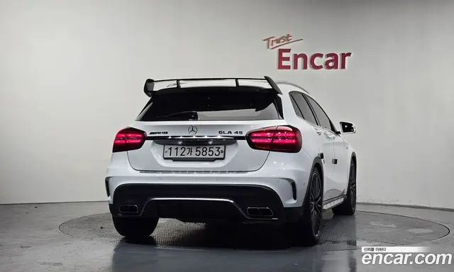 Mercedes-Benz GLA-Class 2018 2.0 автомат (гидро), миниатюра 4