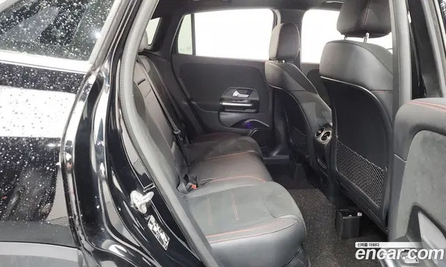 Mercedes-Benz GLA-Class 2021 2.0 автомат (гидро), миниатюра 12