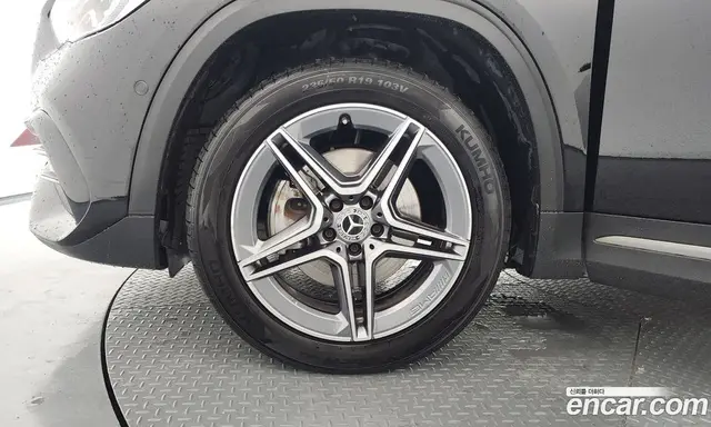 Mercedes-Benz GLA-Class 2021 2.0 автомат (гидро), миниатюра 5