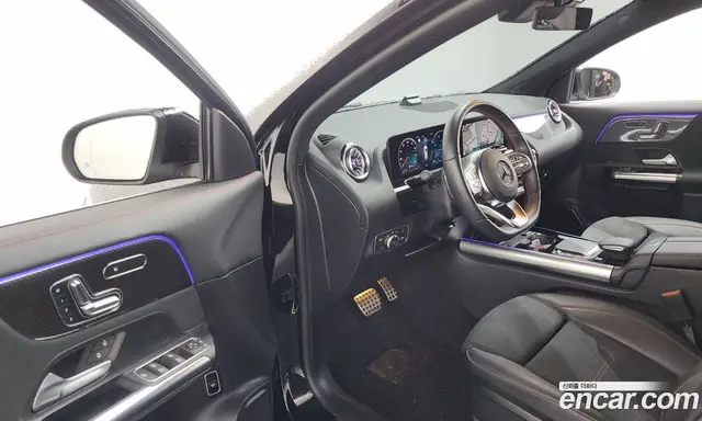 Mercedes-Benz GLA-Class 2021 2.0 автомат (гидро), миниатюра 10
