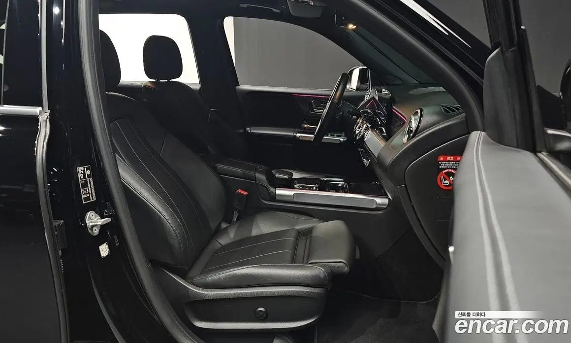 Mercedes-Benz GLB-Class 2021 2.0 автомат (гидро), фото 12
