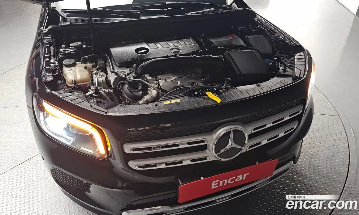 Mercedes-Benz GLB-Class 2021 2.0 автомат (гидро), фото 5