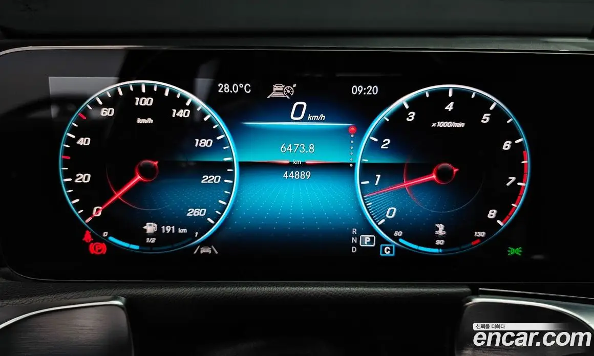 Mercedes-Benz GLB-Class 2021 2.0 автомат (гидро), фото 10