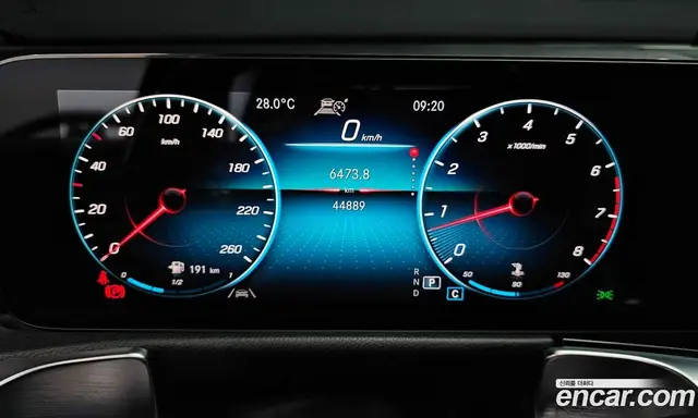 Mercedes-Benz GLB-Class 2021 2.0 автомат (гидро), миниатюра 10