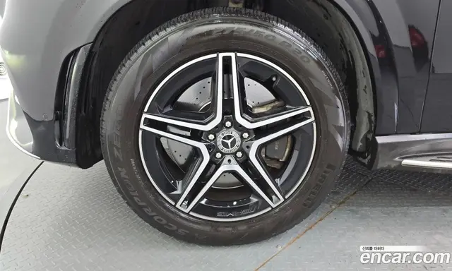 Mercedes-Benz GLE-Class 2021 2.9 автомат (гидро), миниатюра 5