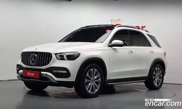 Mercedes-Benz GLE-Class 2023 2.0 автомат (гидро), миниатюра 1