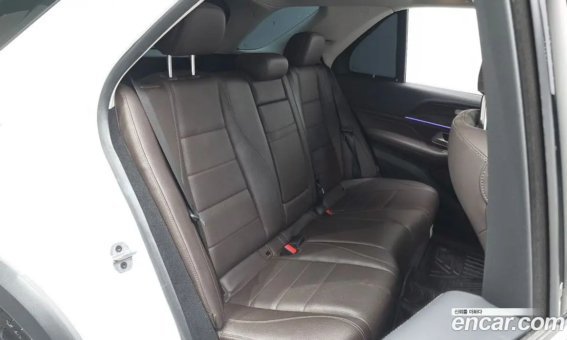 Mercedes-Benz GLE-Class 2023 2.0 автомат (гидро), фото 17