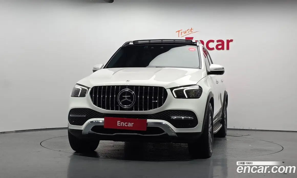 Mercedes-Benz GLE-Class 2023 2.0 автомат (гидро), фото 3