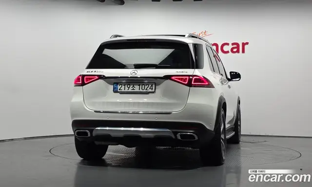 Mercedes-Benz GLE-Class 2023 2.0 автомат (гидро), миниатюра 4