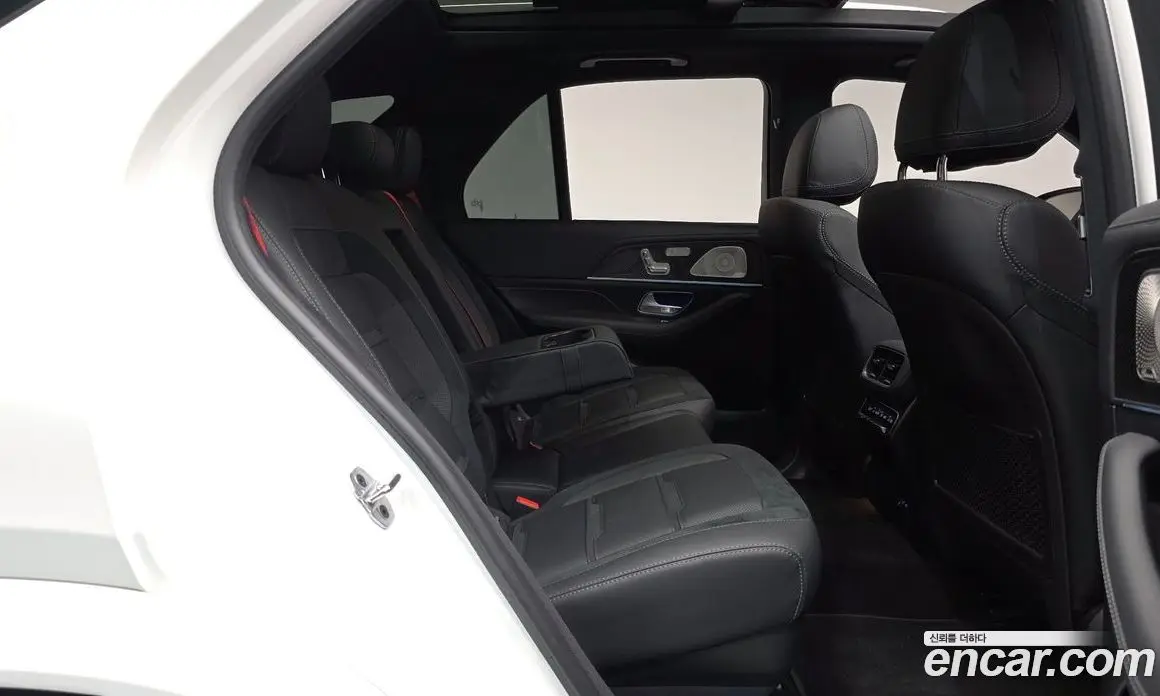 Mercedes-Benz GLE-Class 2025 3.0 автомат (гидро), фото 16