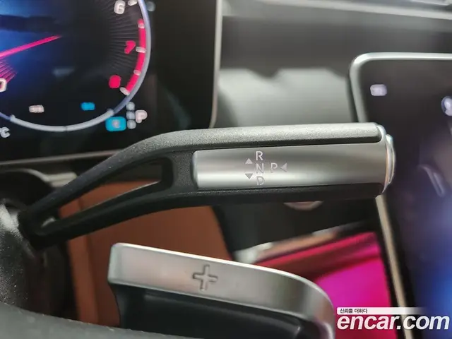 Mercedes-Benz S-Class 2025 3.0 автомат (гидро), миниатюра 8
