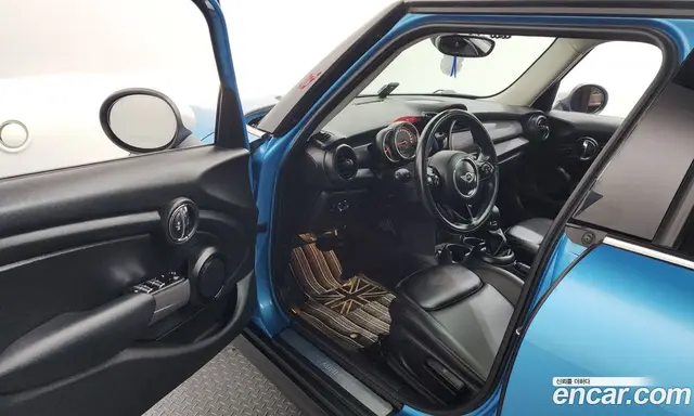 Mini Cooper 2018 1.5 автомат (гидро), миниатюра 10