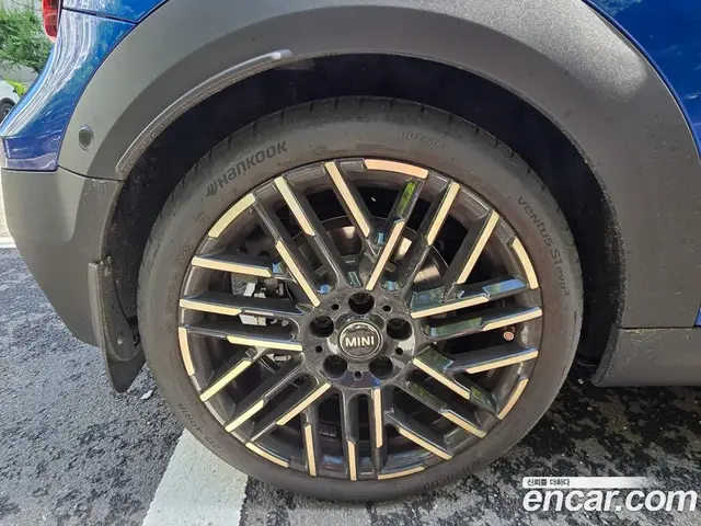 Mini Cooper Convertible 2025 2.0 автомат (гидро), миниатюра 11