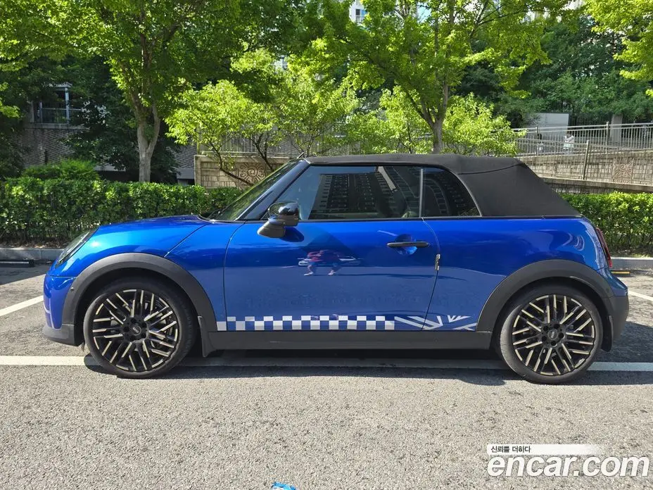 Mini Cooper Convertible 2025 2.0 автомат (гидро), фото 19