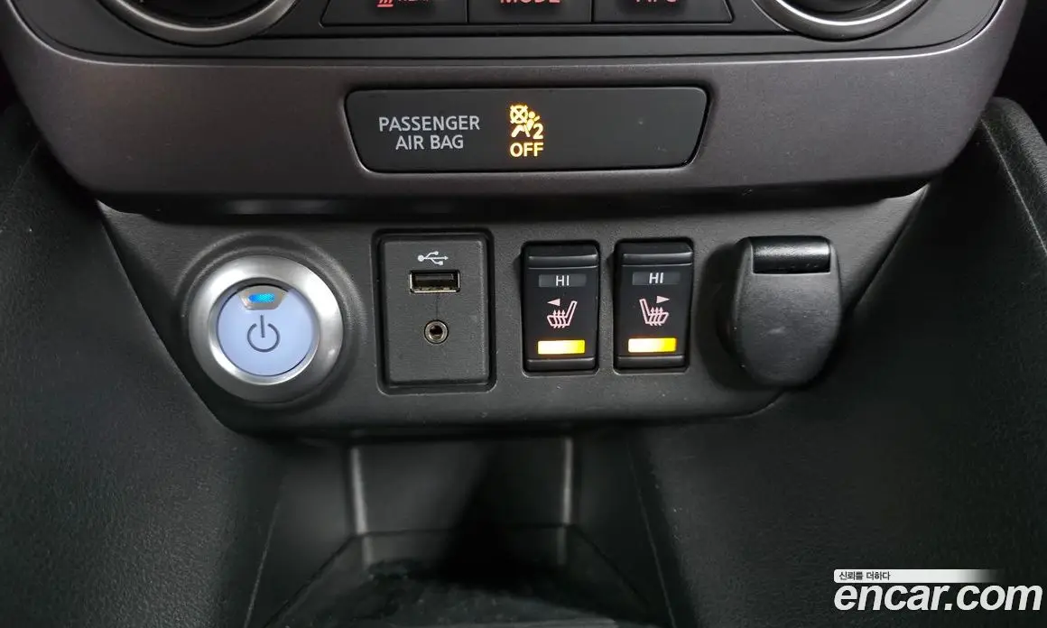 Nissan Leaf 2019 0.1 автомат (гидро), фото 18