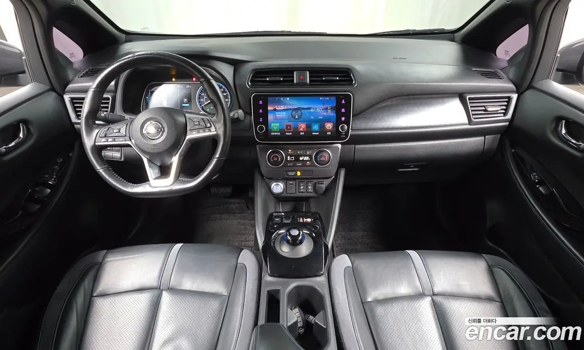 Nissan Leaf 2019 0.1 автомат (гидро), фото 9
