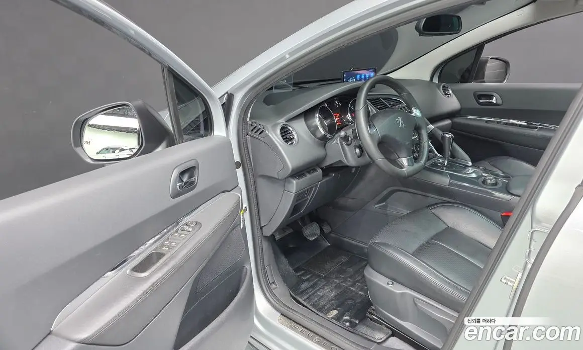 Peugeot 3008 2014 1.6 автомат (гидро), фото 12