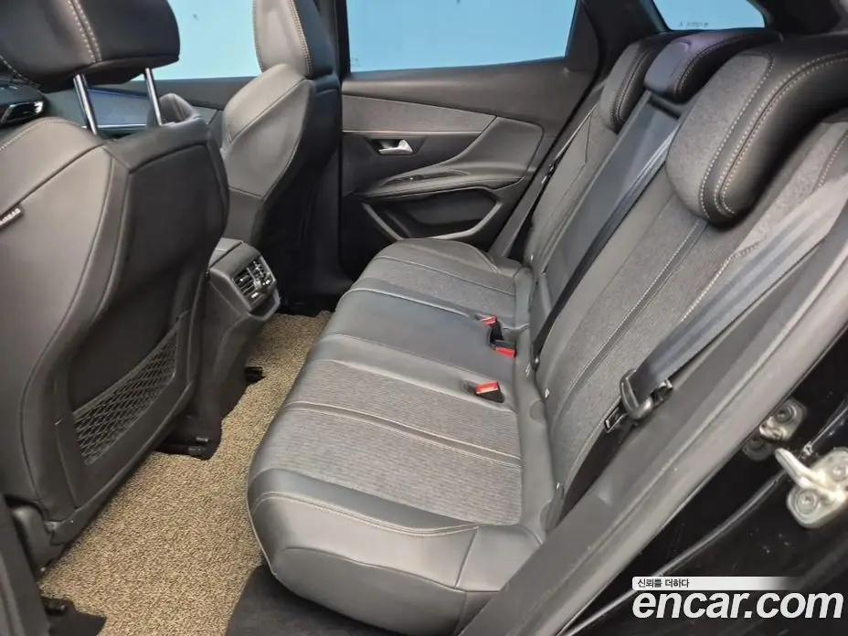 Peugeot 3008 2020 1.5 автомат (гидро), фото 12
