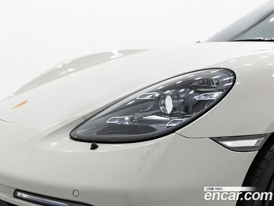 Porsche 718 2024 4.0 автомат (гидро), фото 11