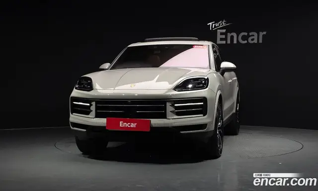 Porsche Cayenne 2023 3.0 автомат (гидро), миниатюра 2