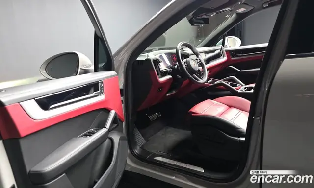 Porsche Cayenne 2023 3.0 автомат (гидро), миниатюра 12