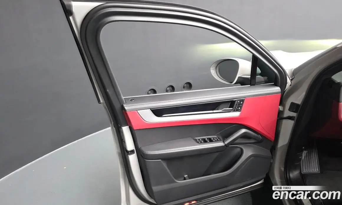 Porsche Cayenne 2023 3.0 автомат (гидро), фото 13