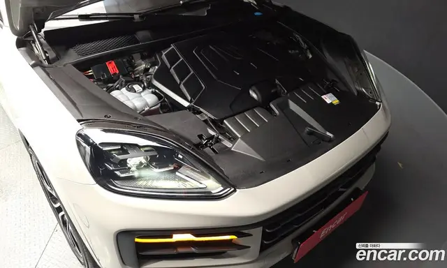 Porsche Cayenne 2023 3.0 автомат (гидро), миниатюра 5