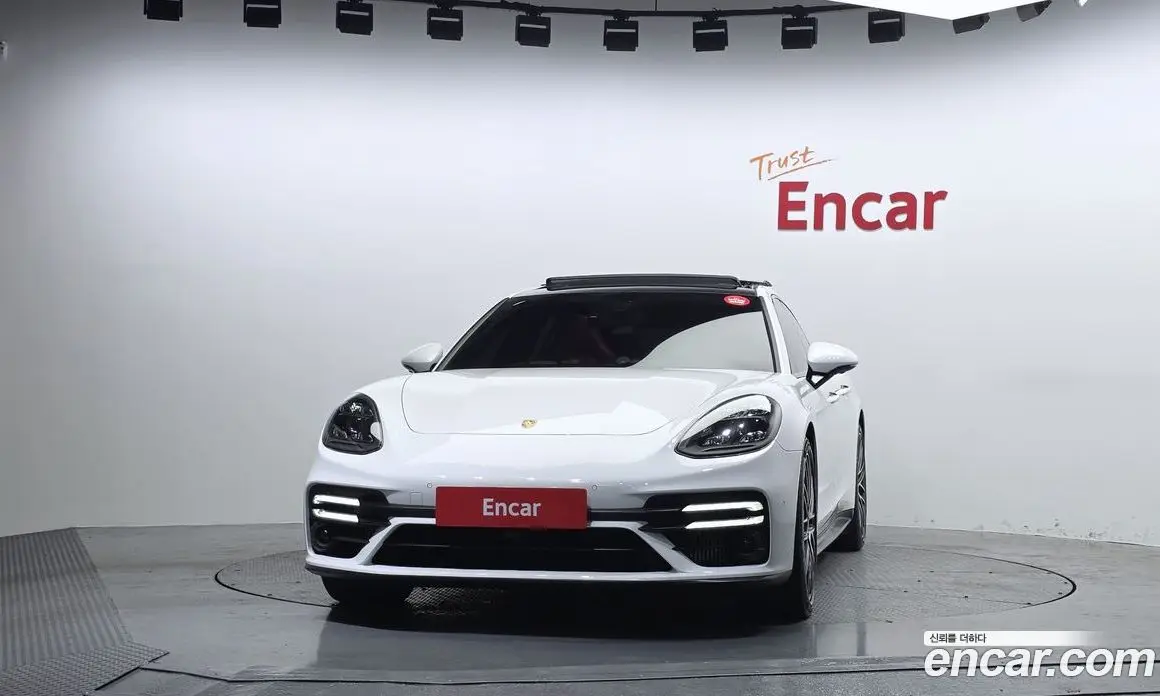 Porsche Panamera 2021 4.0 автомат (гидро), фото 3