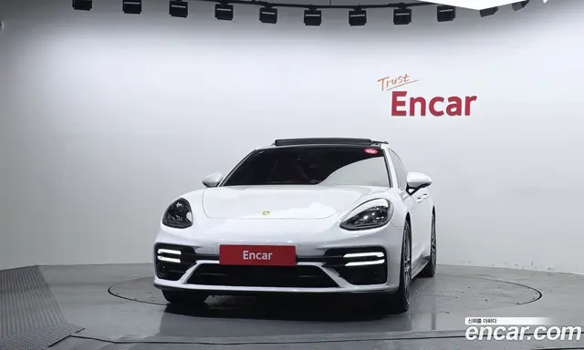 Porsche Panamera 2021 4.0 автомат (гидро), миниатюра 3